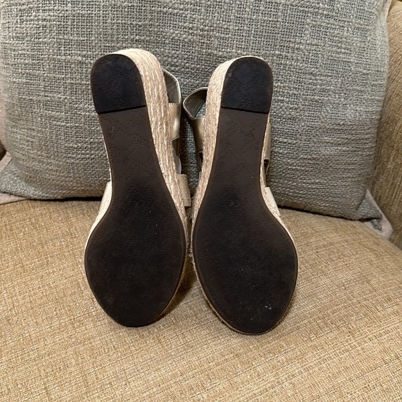 Vionic wedges. Color is gold.  Size 8 - Picture 4 of 5